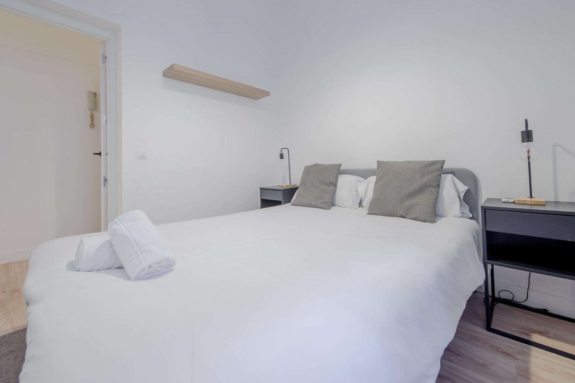 Premium Apt Para 9Pax En Calle Olmo - Centro De Madrid E1 Exterior foto