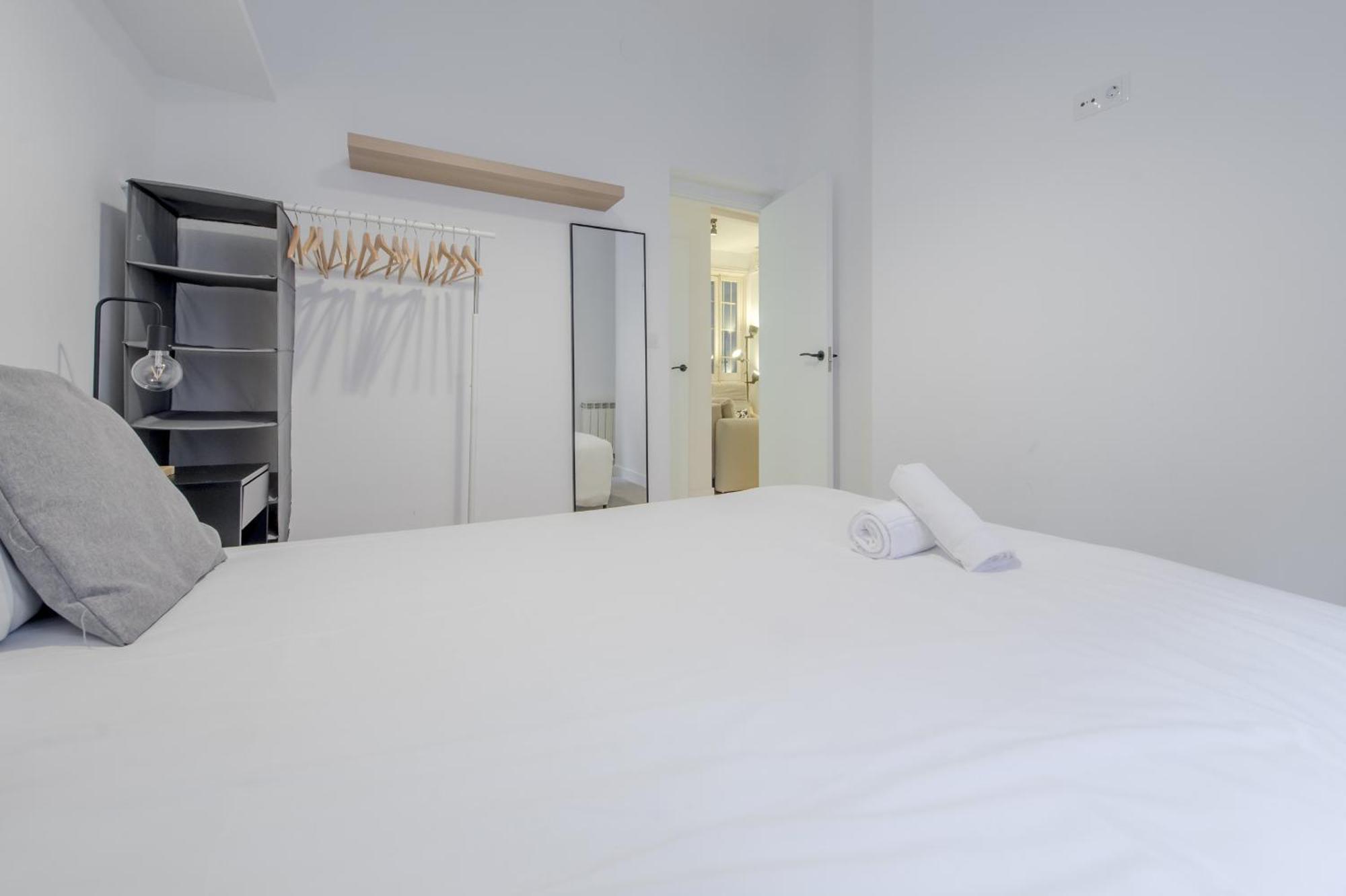 Premium Apt Para 9Pax En Calle Olmo - Centro De Madrid E1 Exterior foto