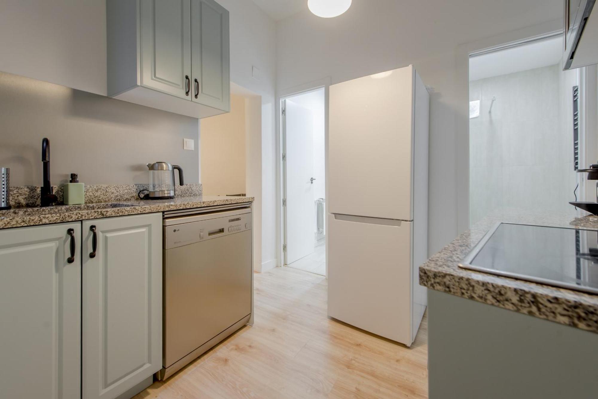 Premium Apt Para 9Pax En Calle Olmo - Centro De Madrid E1 Exterior foto
