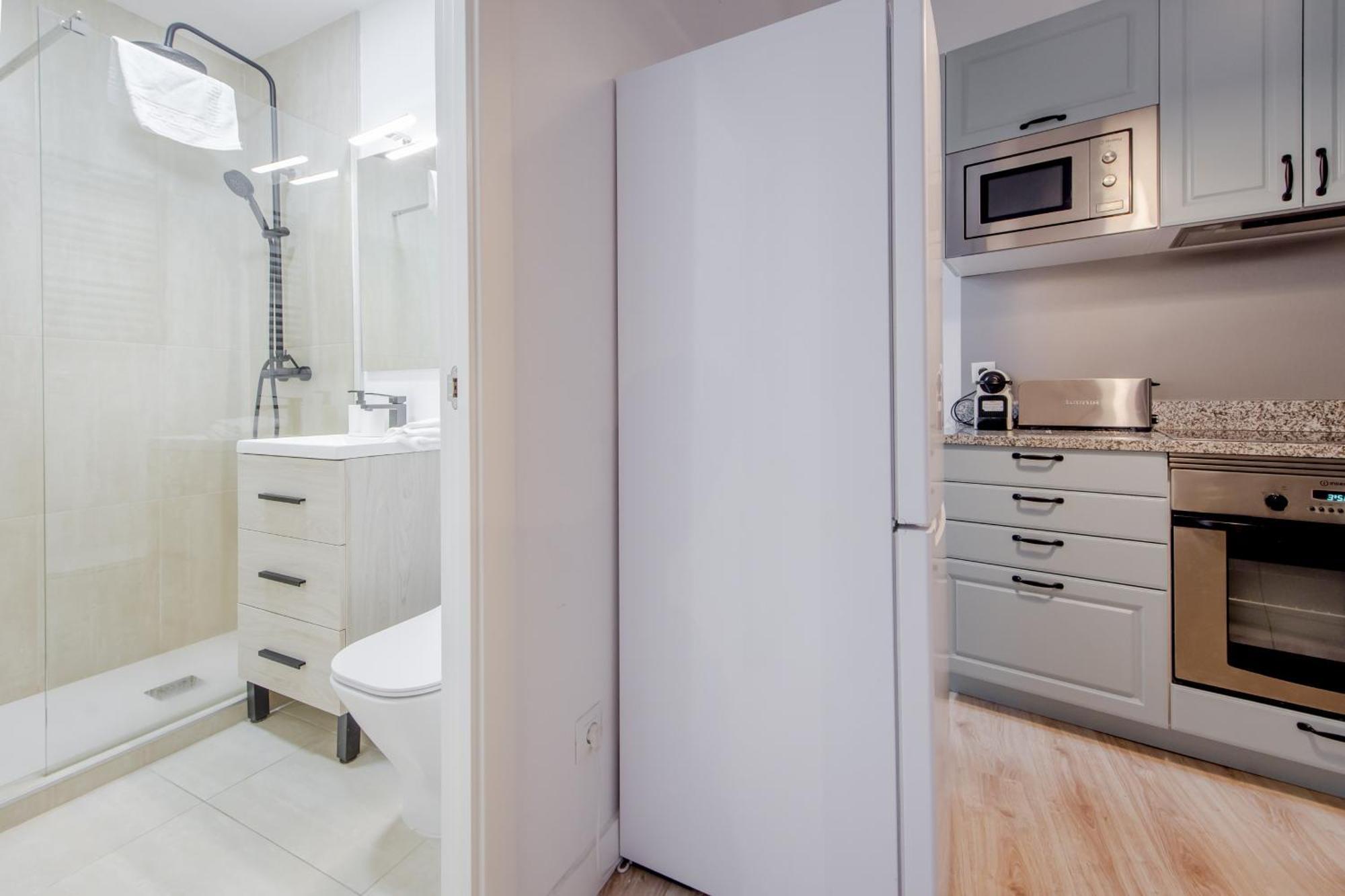 Premium Apt Para 9Pax En Calle Olmo - Centro De Madrid E1 Exterior foto